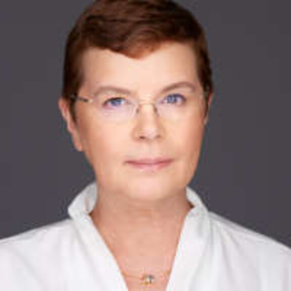 Dr. Annegret Junker Dr. Annegret Junker