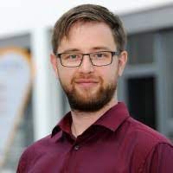 Dr. Jonas Trüstedt Dr. Jonas Trüstedt