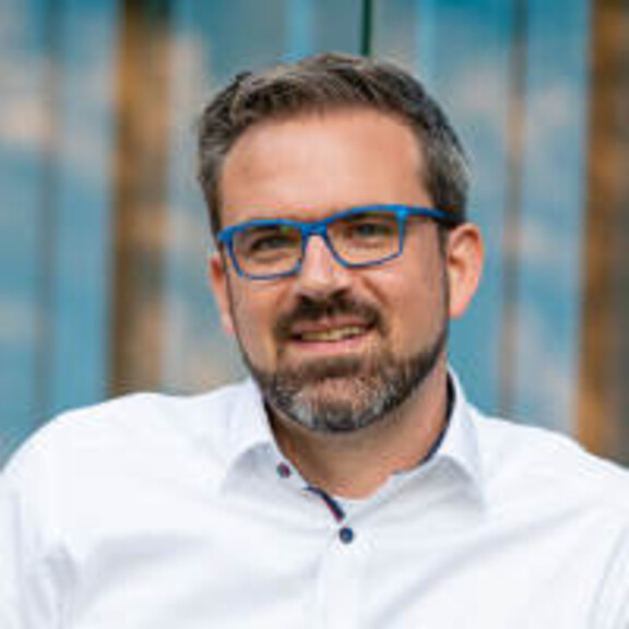 Prof. Dr. Philipp Diebold Prof. Dr. Philipp Diebold
