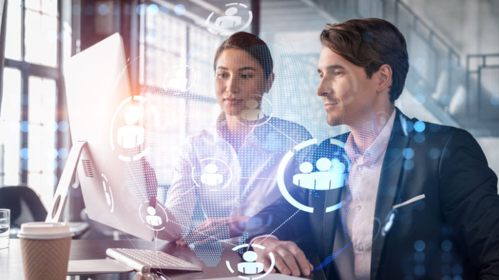 Die Fusion zwischen IT-Security und IT-Compliance Sollten IT-Manager nicht viel enger mit IT-Compliance-Managern zusammenarbeiten? © Adobe: VideoFlow / stock.adobe.com / 431495897